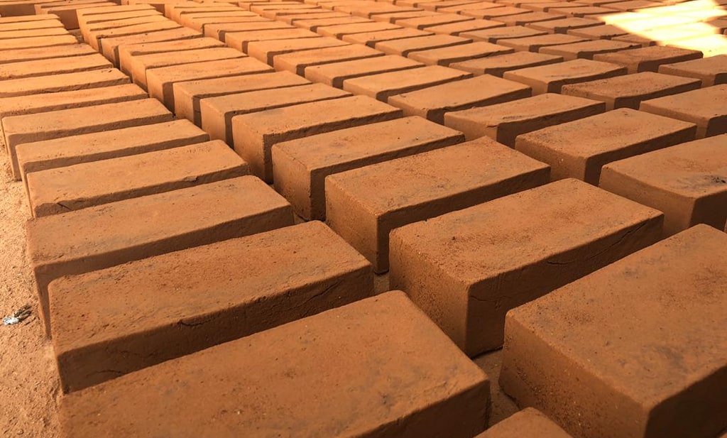 Production of refractory bricks
